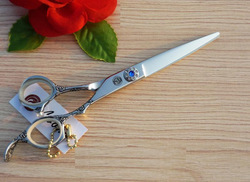 Ножницы для стрижки волос LOONG HAND MADE с гравированным рисунком розы на правой ручке 